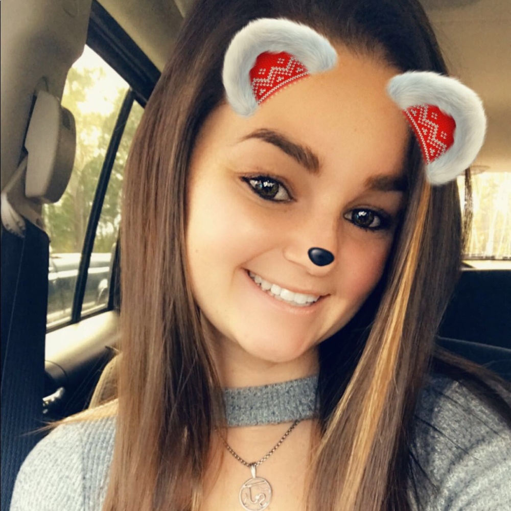 Meet your Posher, Savannah